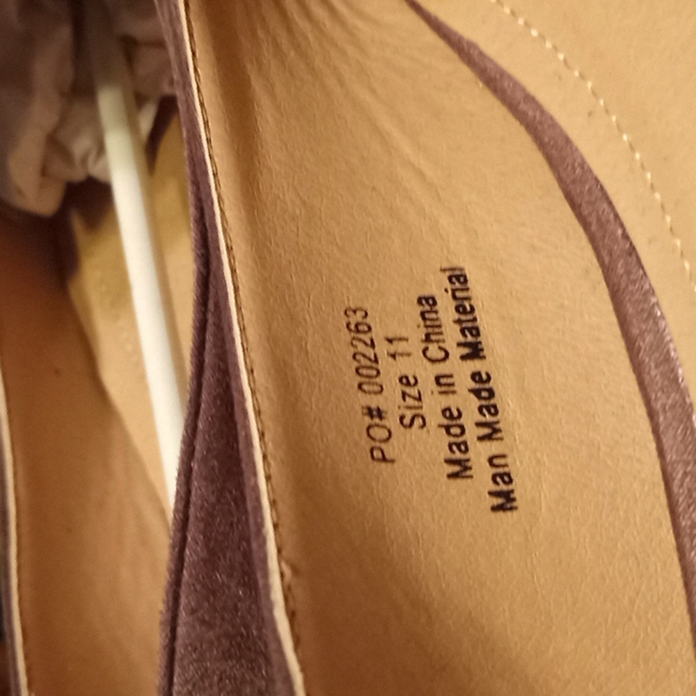 Women flat slip on shoes